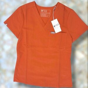 Figs Women's V-Neck Scrub Top in Rust